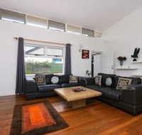 Spacious 5 Bed Home Close To Cottesloe Beach - Events Australia