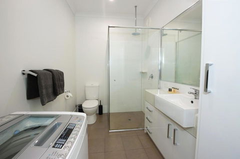 Latitude20 Searipple Rd - Tourism Bookings 4