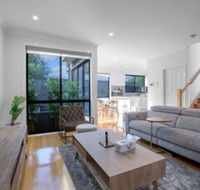 Impressive  Spacious new Townhousepreston - Events Australia