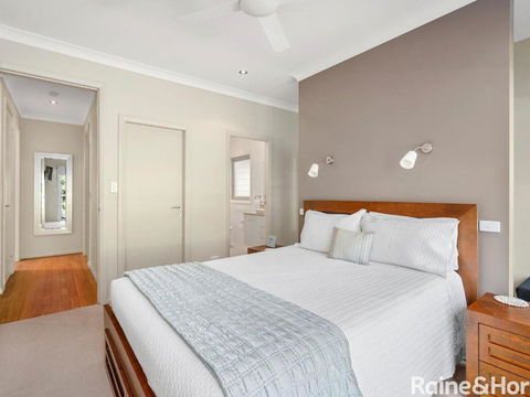 Coast 3 / 42 Avoca Drive Avoca Beach - Tourism Bookings 1