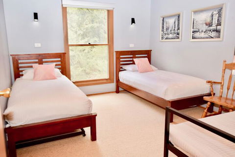 Treetops Retreat Katoomba - Events Australia 2