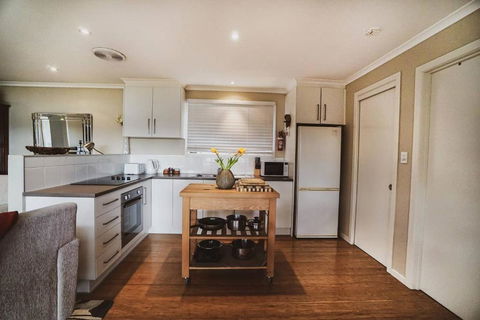 Beach House Aisling - Events Australia 5