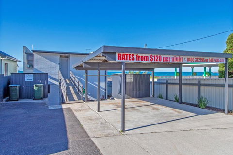 Aruba Apartments - Events Australia 3