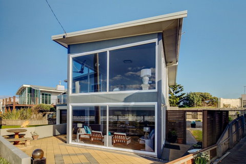 Sandy Cove - Events Australia 1