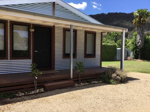 Rail Trail Cottage - Tourism Bookings 3