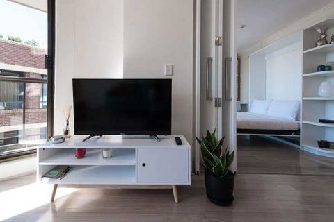 New Modern Apartment In Central Location - Events Australia 7