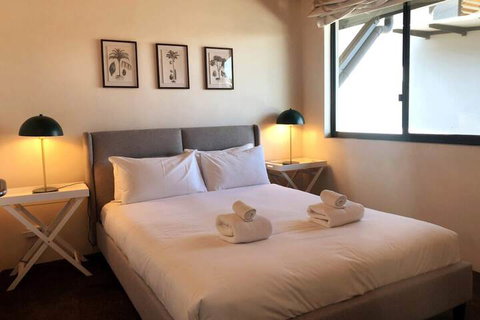 Classic Woolstore Apartment In Teneriffe - Events Australia 6