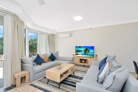 Zenith - Q Stay - Accommodation Europe 1