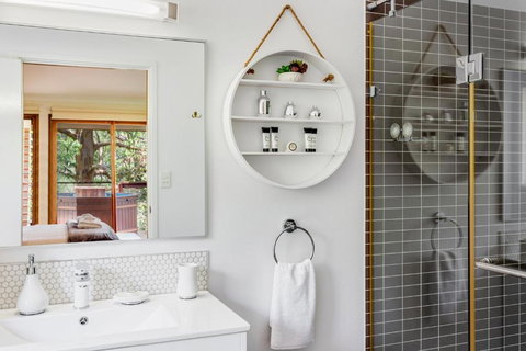 Ravensbourne Escape Tree Tops - Events Australia 3