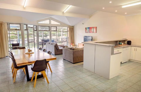 Port Lincoln Foreshore Apartments - Accommodation Europe 5