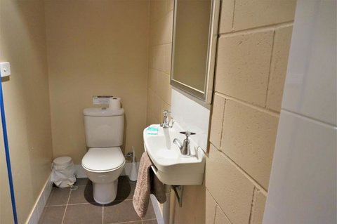 Osprey Holiday Village Unit 104 Luxurious 3 Bedroom Holiday Villa With A Pool In The Complex - Events Australia 3