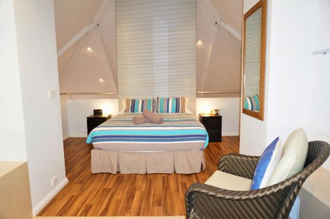 Osprey Holiday Village Unit 104 Luxurious 3 Bedroom Holiday Villa With A Pool In The Complex - Events Australia 7