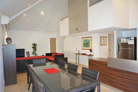 Osprey Holiday Village Unit 104 Luxurious 3 Bedroom Holiday Villa With A Pool In The Complex - Events Australia 6