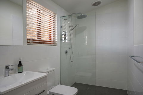 131 Your Vineyard Home In The Heart Of The Vale - Events Australia 1