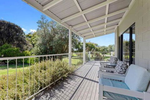 MERMAIDS On MARENGO Large Home With Wifi - Events Australia 2