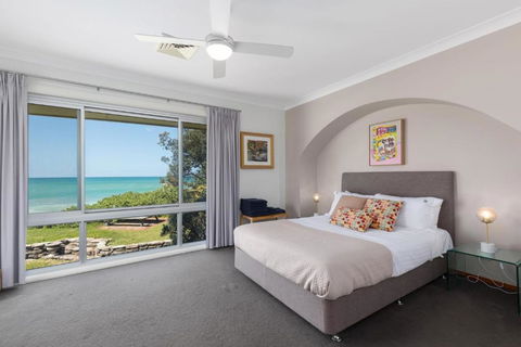 Captains Quarters - Accommodation Europe 3