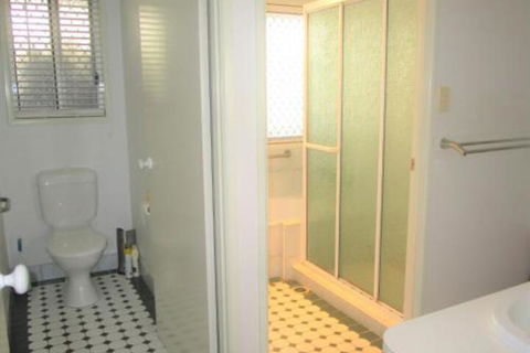 Torquay Beach Holiday House - Accommodation Europe 2