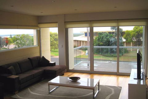 Alouarn Apartment 1 - Events Australia 4