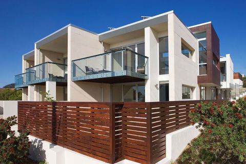 Alouarn Apartment 1 - Events Australia 1