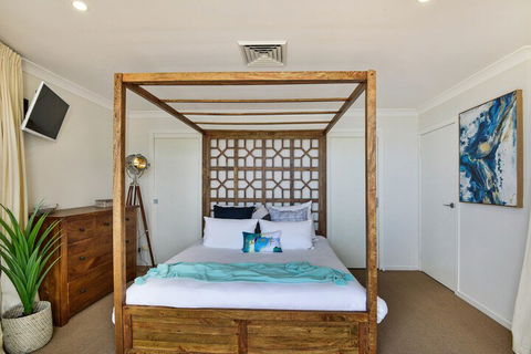 JoeAnne At Blue Bay Absolute Beachfront - Events Australia 7