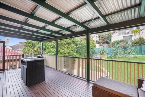 The Apartment Service CLOVY - Events Australia 3