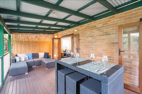 The Apartment Service CLOVY - Events Australia 4