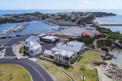 Robe Marina Accommodation - Events Australia 4