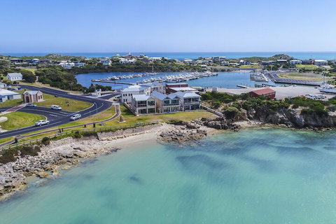 Robe Marina Accommodation - Events Australia 6