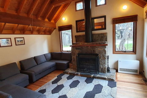 SNOWED INN Apartment - Tourism Bookings 3