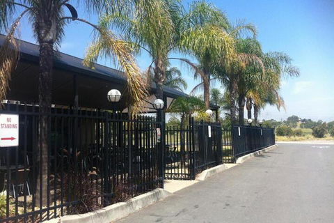 Prospect Hotel Motel - Events Australia 4