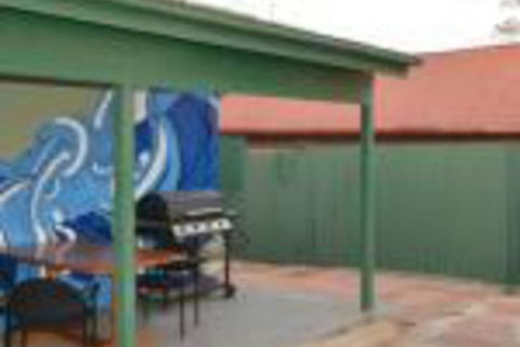 Lukes Cozy Guest House - Events Australia 0