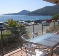 3 Bedroom House Shoal Bay Palm Beach - Accommodation Europe