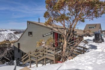 Fountains 1 - Events Australia 0