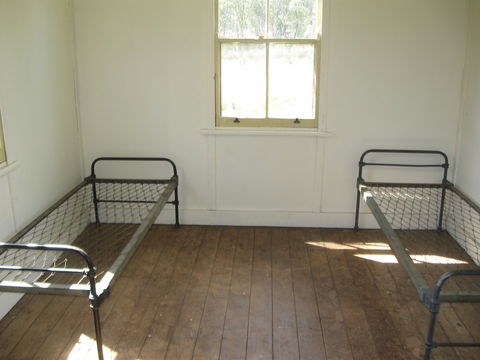 Brackens Hut - Accommodation Europe 2