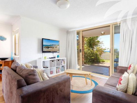 Seahorse Oceanside 15 - Events Australia 0