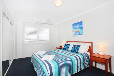 Unit 5 Phoenix Apartments 1736 David Low Way Coolum Beach LINEN INCLUDED 500 Bond - Events Australia 4
