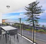 Unit 5 Phoenix Apartments 1736 David Low Way Coolum Beach LINEN INCLUDED 500 Bond - Events Australia