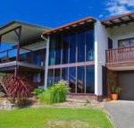 Barrels Beach House 28 Dulconghi Street - Events Australia