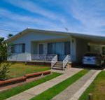 Billys on Main 44 Main Street - Tourism Bookings