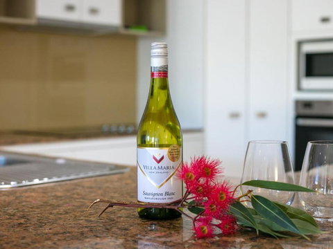 The Sands Unit 28 Straight Across The Road From The Beach - Events Australia 2