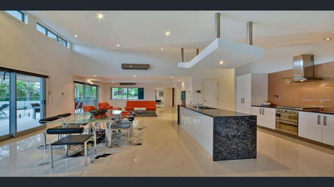 Jasmine House On Hamilton Island - Events Australia 5