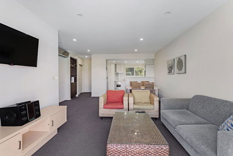 Pacific Blue Apartment 244 / 265 Sandy Point Rd - Events Australia 5