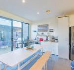 Shore to Relax Family or Corporate Bookings Only - Events Australia