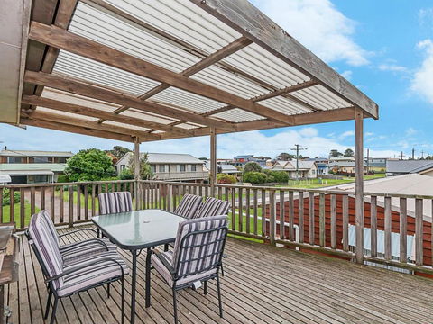 AMBIENCE By THE SEA - Events Australia 3