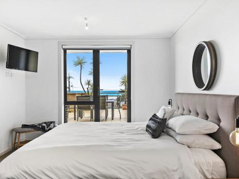 APARTMENT 12 PACIFIC APARTMENTS Across From The Pier - Events Australia 1