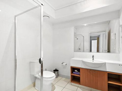 APARTMENT 12 PACIFIC APARTMENTS Across From The Pier - Events Australia 3