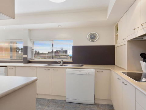 Garden Apartment At Forster Tower - Events Australia 5
