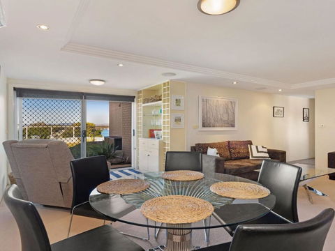 Garden Apartment At Forster Tower - Events Australia 3