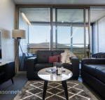 1 Bedroom Apt With Parking Walk to ANU - Tourism Bookings