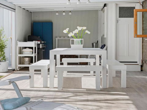 SANTORINI BEACH HOUSE SAFETY BEACH - Events Australia 1